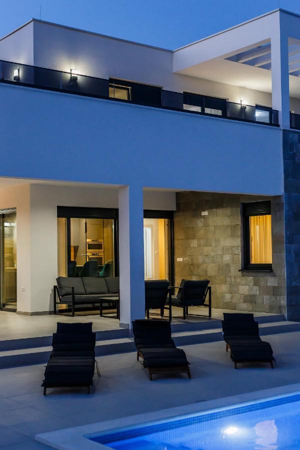 Villa Luka Kastela Exterior photo